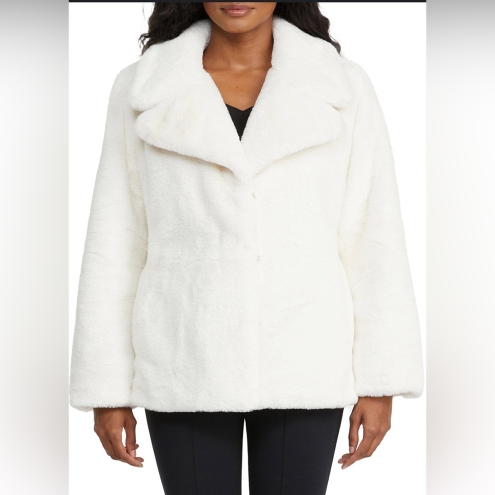 Badgley Mischka Yara Luxe Faux-Fur Coat size L color cream/white